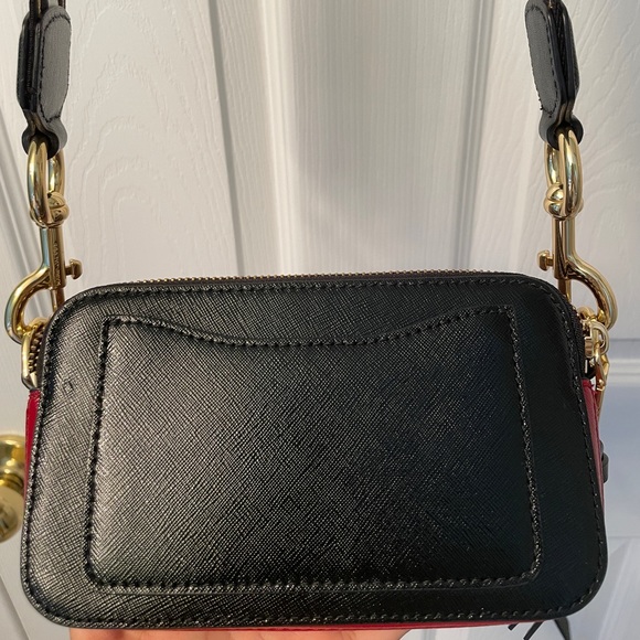 Crossbody - Picture 2 of 5